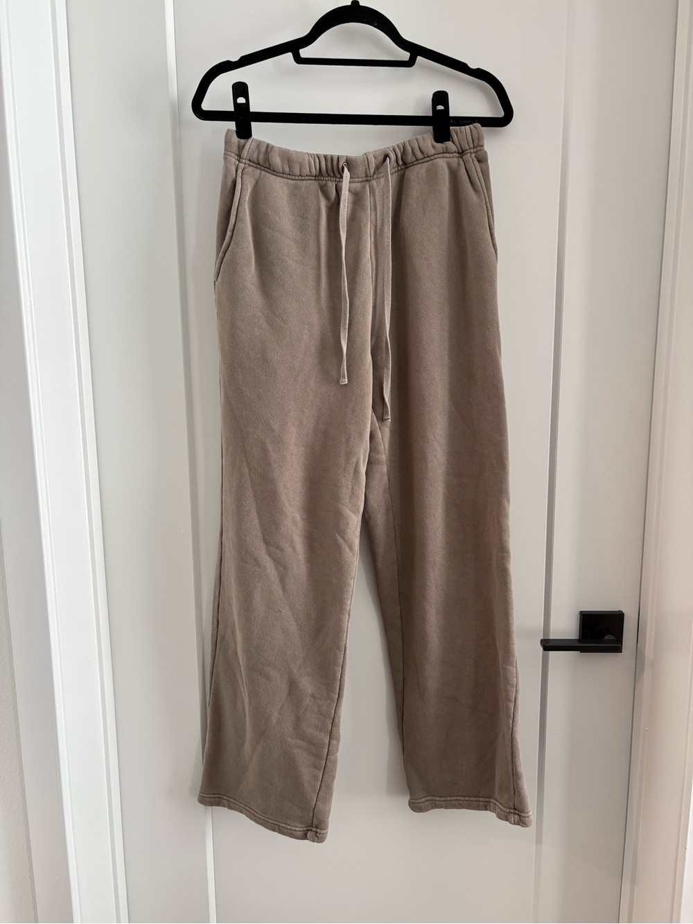Elwood Taupe Drawstring Sweatpants